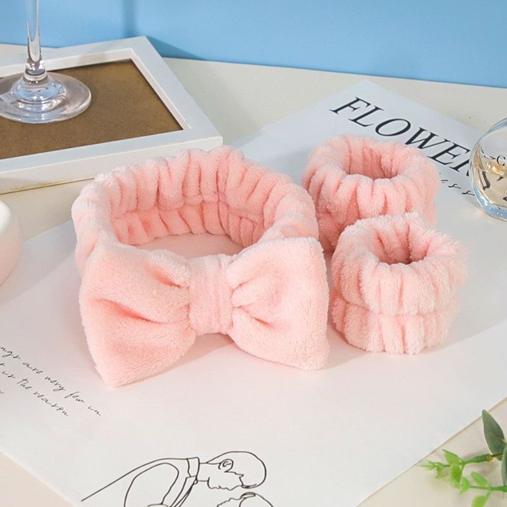 9-piece Cleansing Set Is Gentle Skin